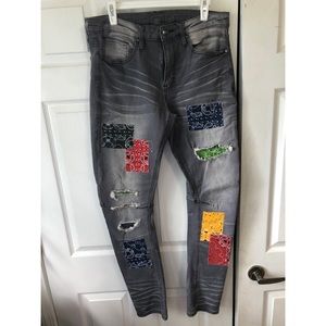 Men’s Rue21 grey distressed bandanna jeans